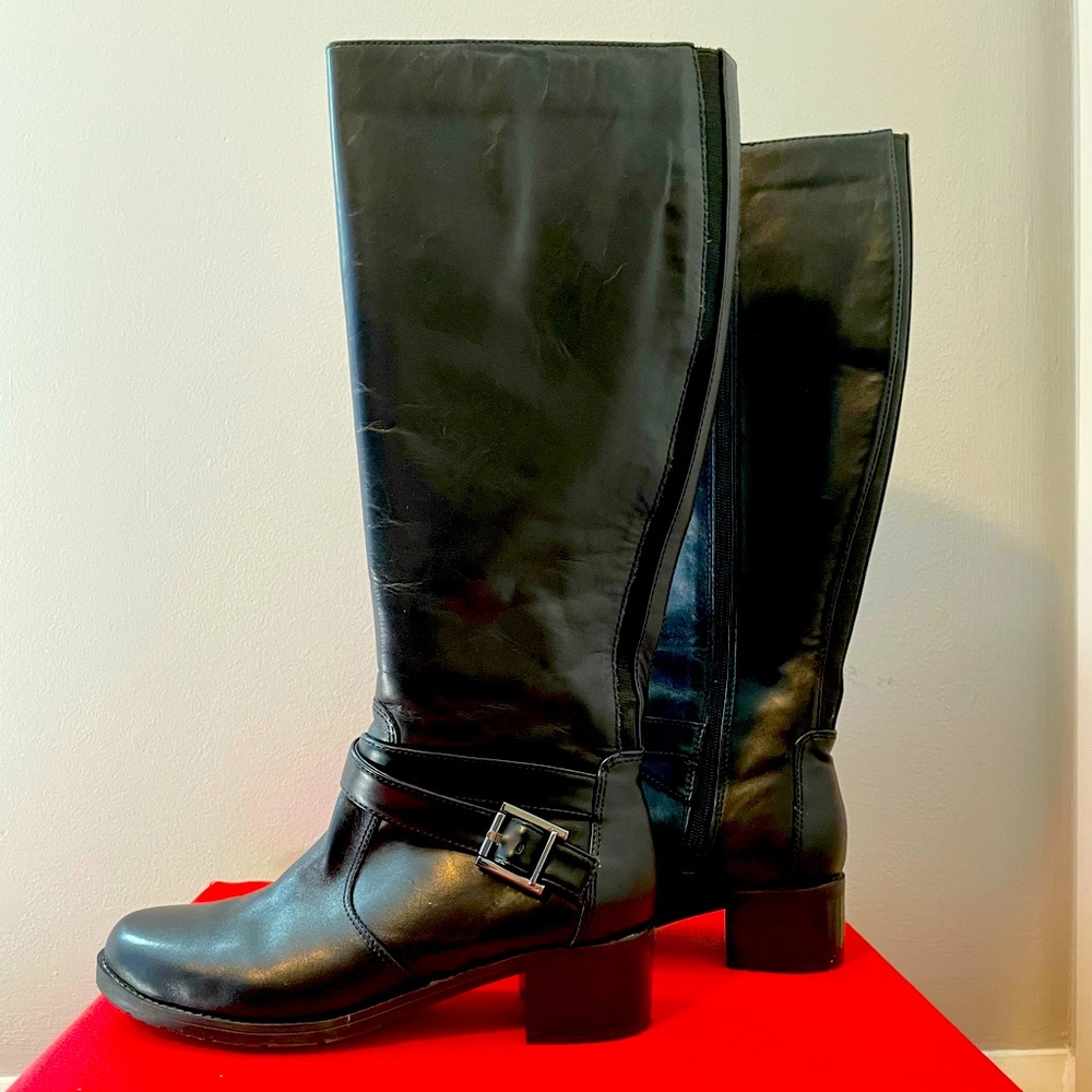 Easy Spirit Black Heeled Boots with Buckle
